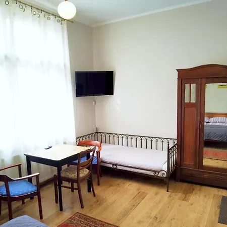 Quarto em Acomodações Particulares Wenus *
